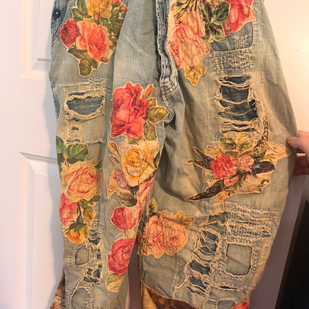 Magnolia Pearl "Floral Kitty" Overalls - Brand New! - Picture 4 of 15